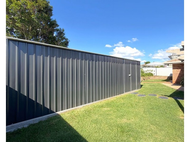 15 Poinciana Street, Newtown QLD 4350