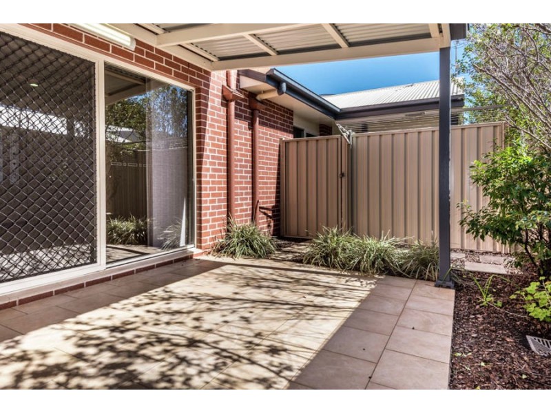 2/353 Greenwattle Street, Wilsonton QLD 4350