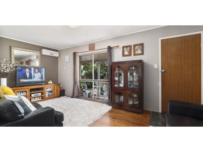 6 Athol Street, Harlaxton QLD 4350