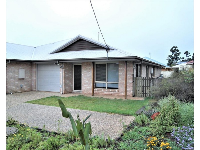 2/150 Tor Street, Rockville QLD 4350