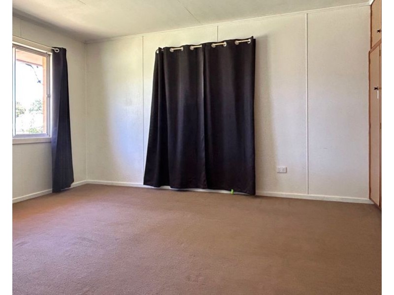 3 Wolseley, North Toowoomba QLD 4350