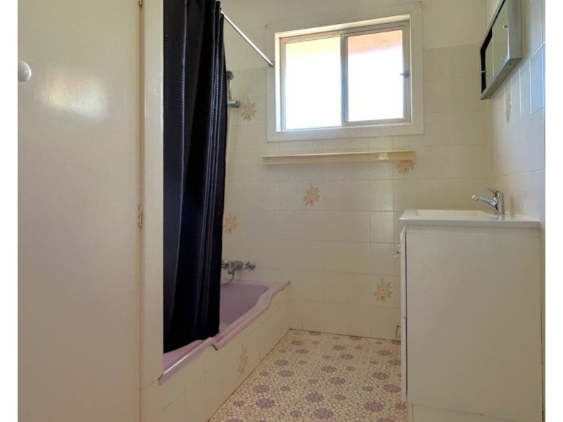 3 Wolseley, North Toowoomba QLD 4350
