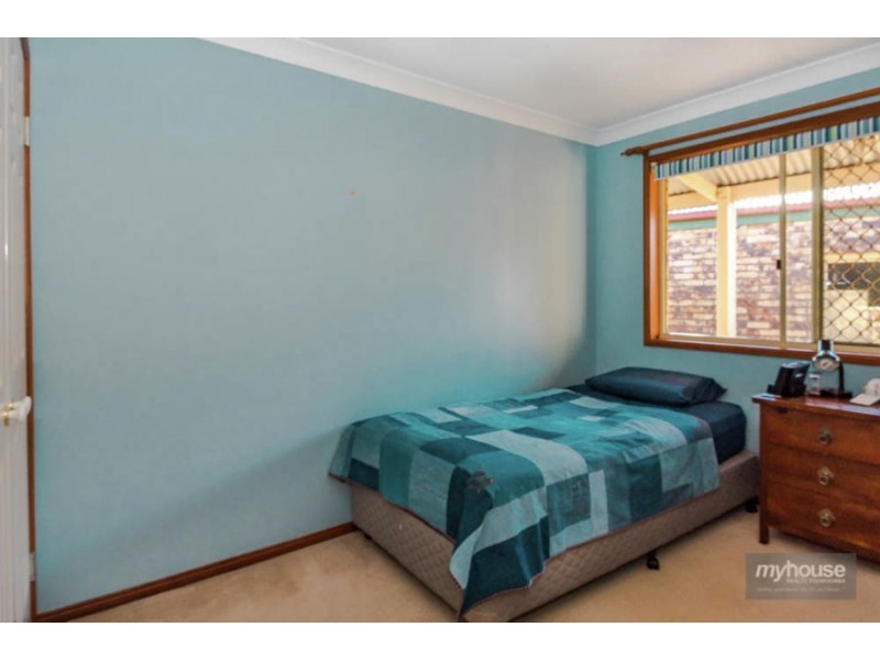 2 Weir Court, Harristown QLD 4350