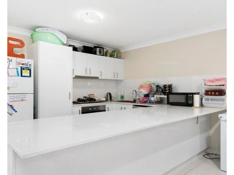 6 Samuel Court, Darling Heights QLD 4350
