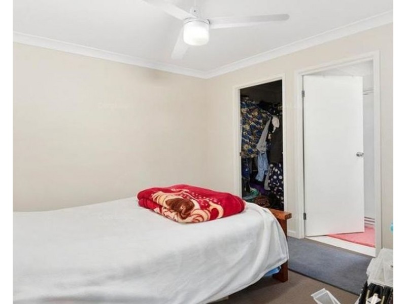 6 Samuel Court, Darling Heights QLD 4350