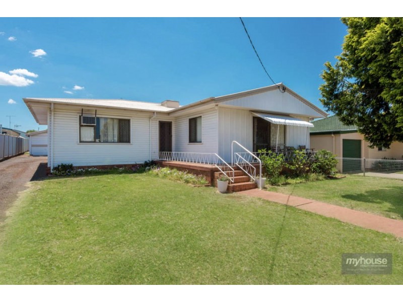 115 Drayton Road, Harristown QLD 4350