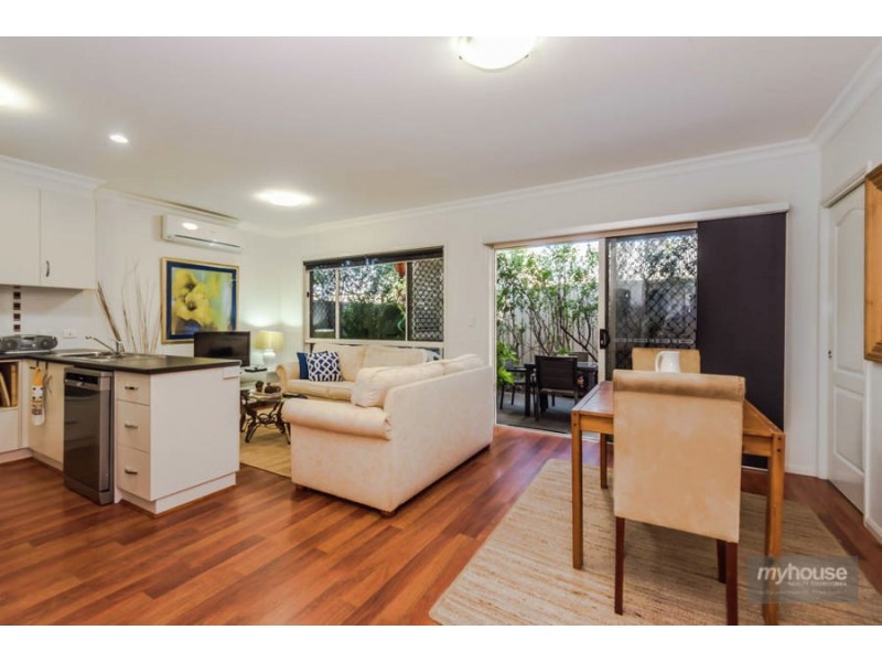 3/353 Greenwattle Street, Wilsonton QLD 4350