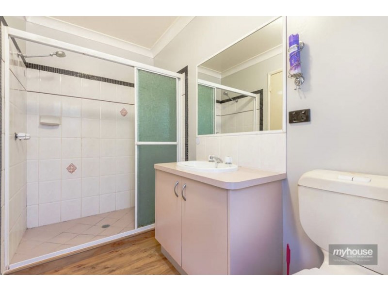 36 Barlow Street, Wilsonton QLD 4350