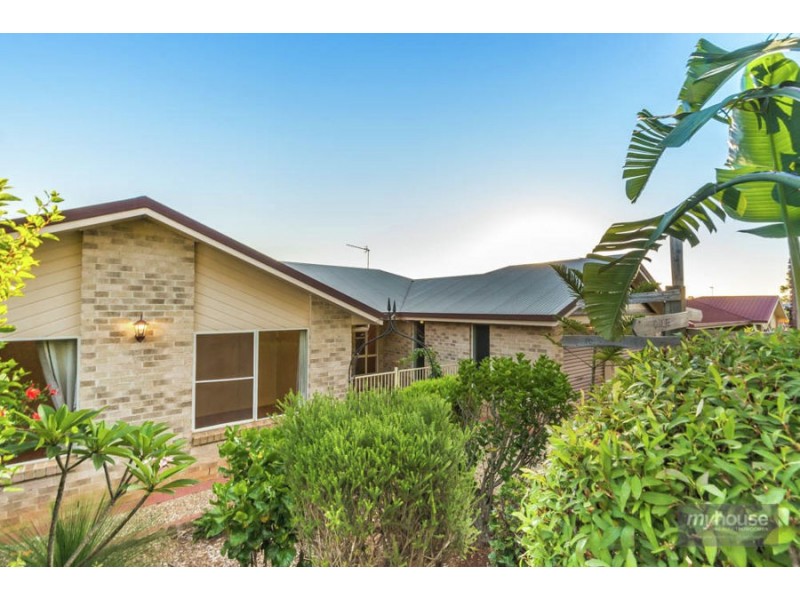 36 Barlow Street, Wilsonton QLD 4350