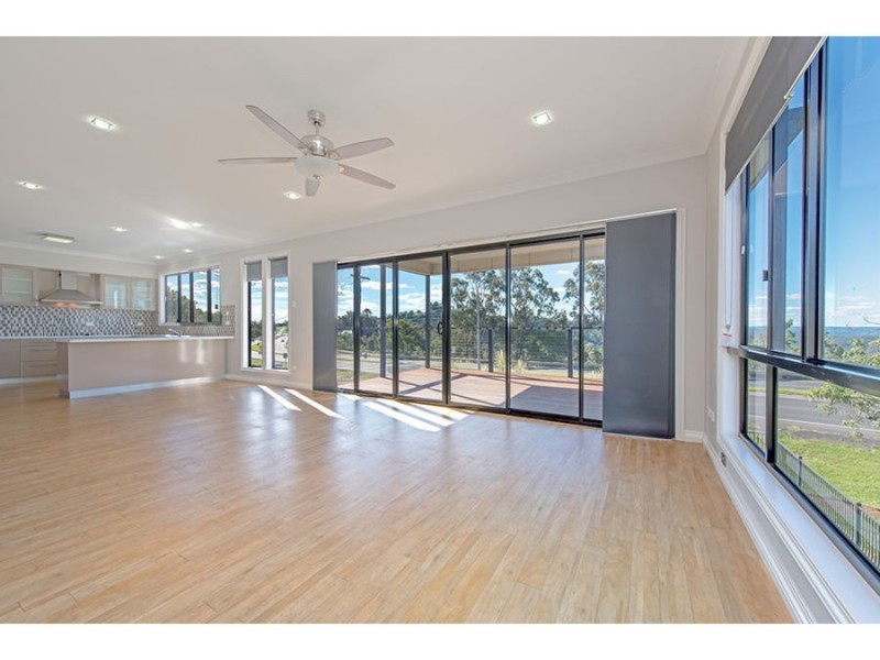 225 New England Highway, Harlaxton QLD 4350