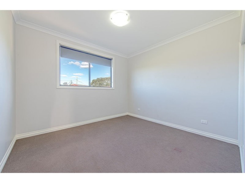 225 New England Highway, Harlaxton QLD 4350