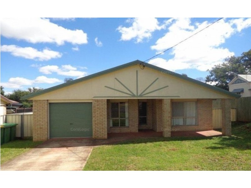 271 New England Highway, Harlaxton QLD 4350