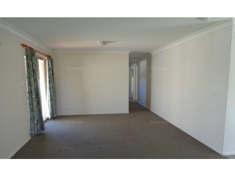 271 New England Highway, Harlaxton QLD 4350