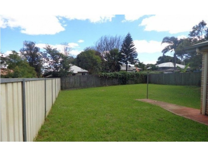 271 New England Highway, Harlaxton QLD 4350