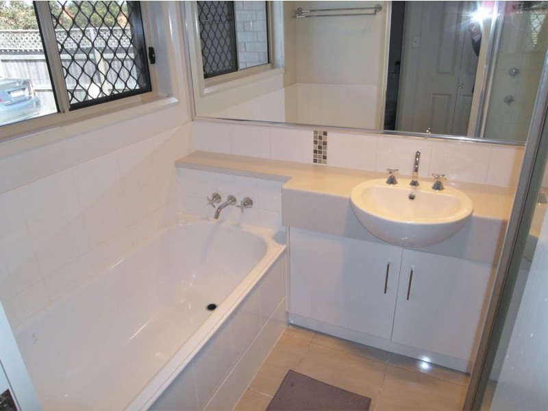 1/2a Roessler Street, Rangeville QLD 4350