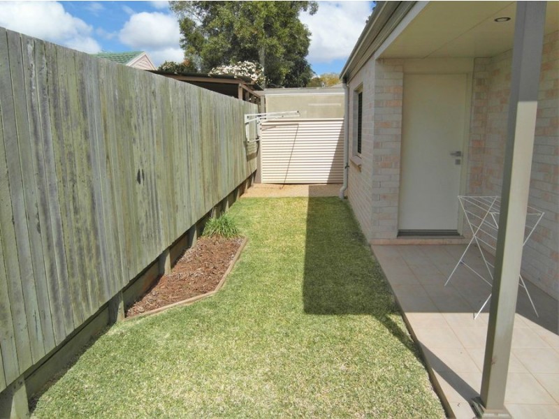 1/2a Roessler Street, Rangeville QLD 4350