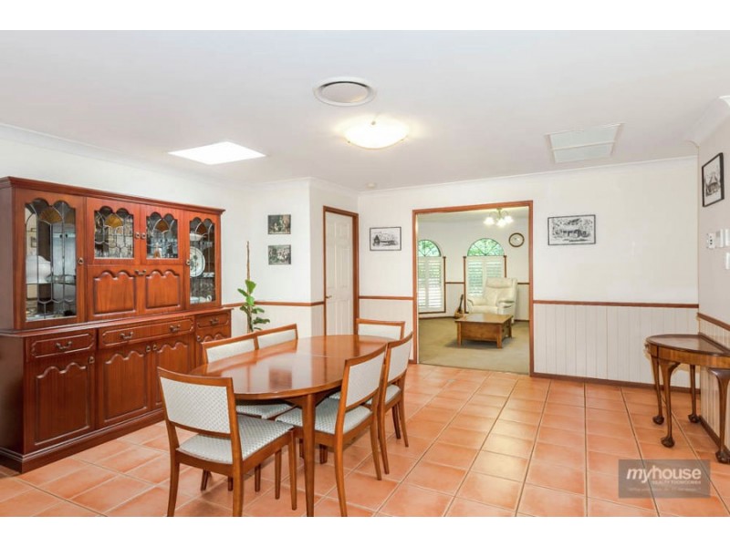 12 Lillian Court, Highfields QLD 4352