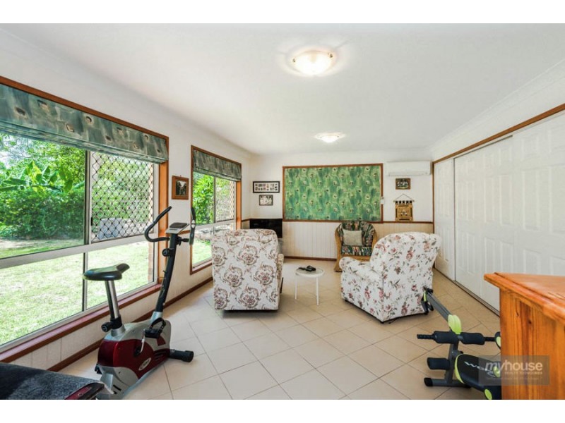 12 Lillian Court, Highfields QLD 4352