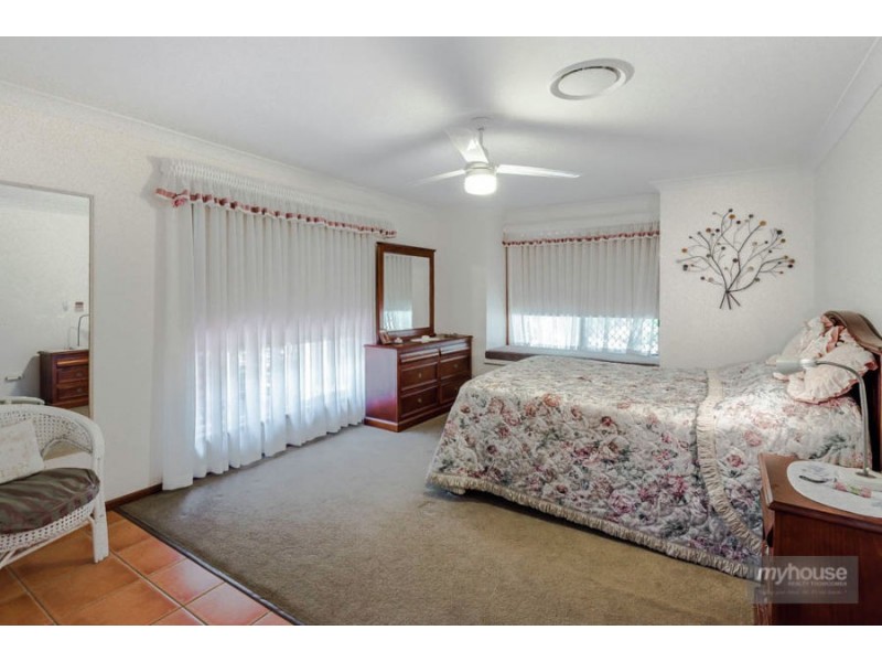 12 Lillian Court, Highfields QLD 4352