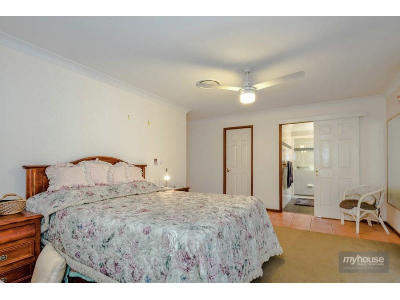 12 Lillian Court, Highfields QLD 4352