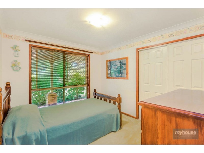 12 Lillian Court, Highfields QLD 4352