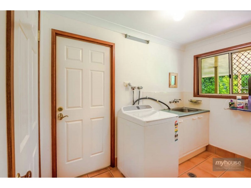 12 Lillian Court, Highfields QLD 4352