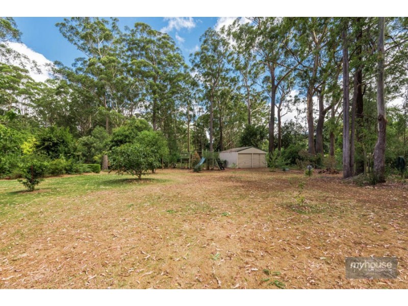 12 Lillian Court, Highfields QLD 4352