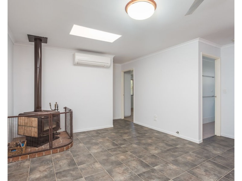 11 Marwedel Street, Kearneys Spring QLD 4350