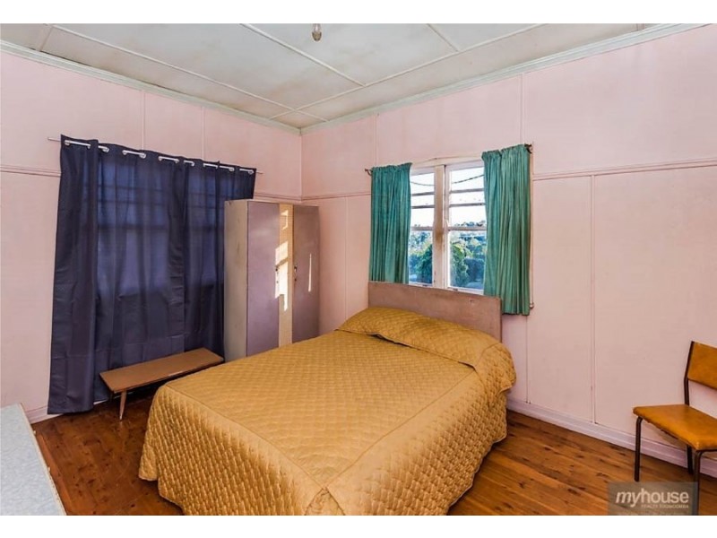 159 North Street, Rockville QLD 4350