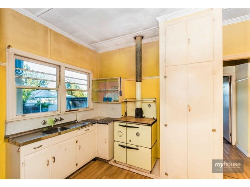 159 North Street, Rockville QLD 4350