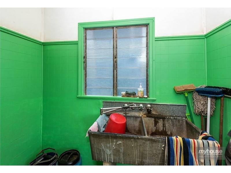 159 North Street, Rockville QLD 4350