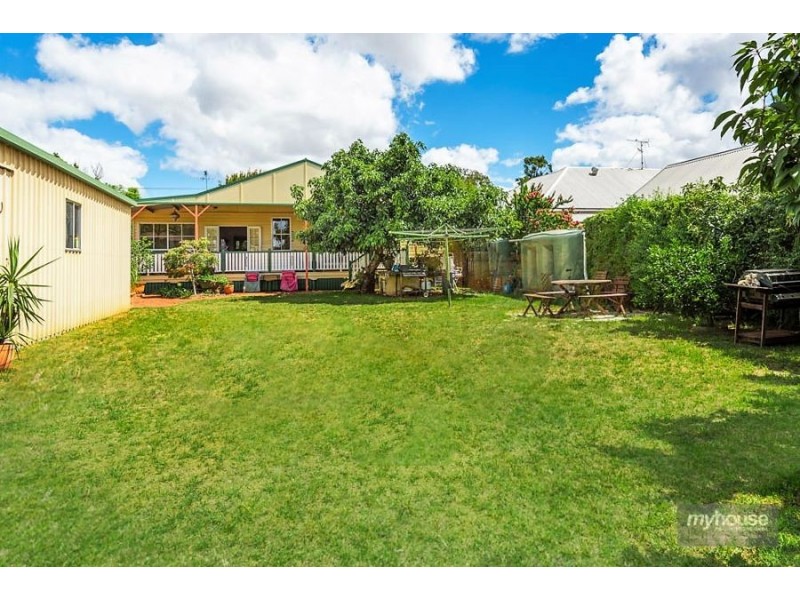 31 Wallace Street, Newtown QLD 4350