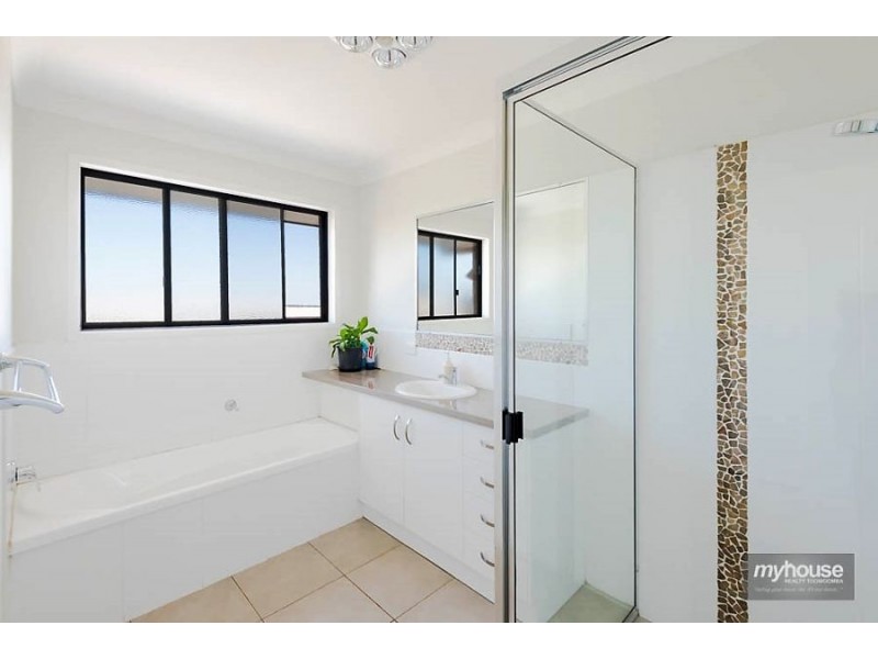 6 Willow View Court, Kingsthorpe QLD 4400