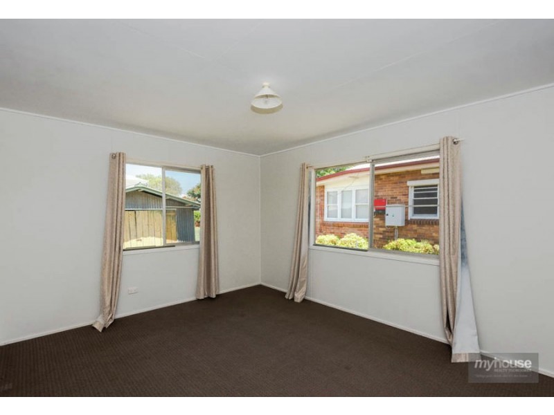 8 Ranfurley Street, Newtown QLD 4350