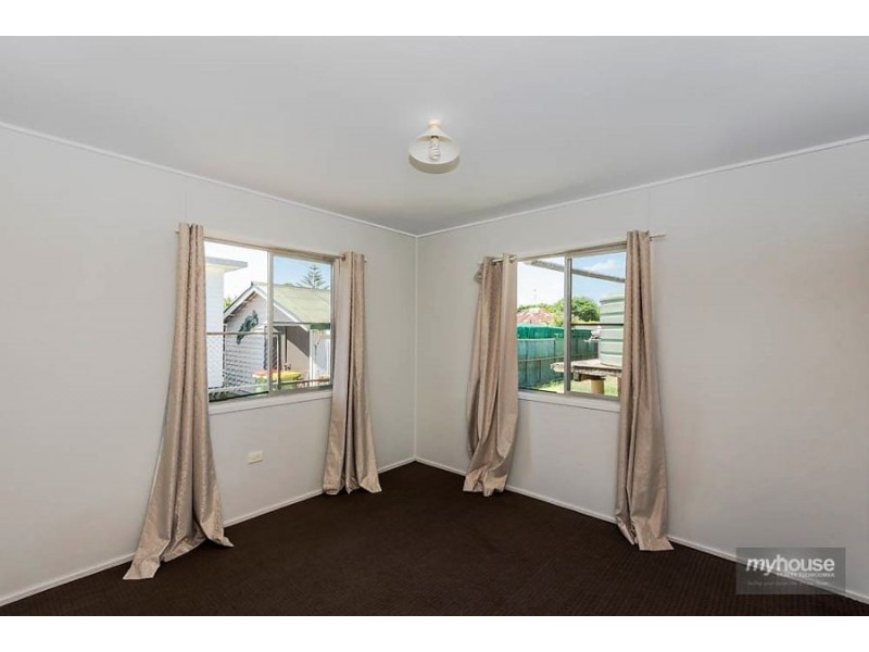 8 Ranfurley Street, Newtown QLD 4350