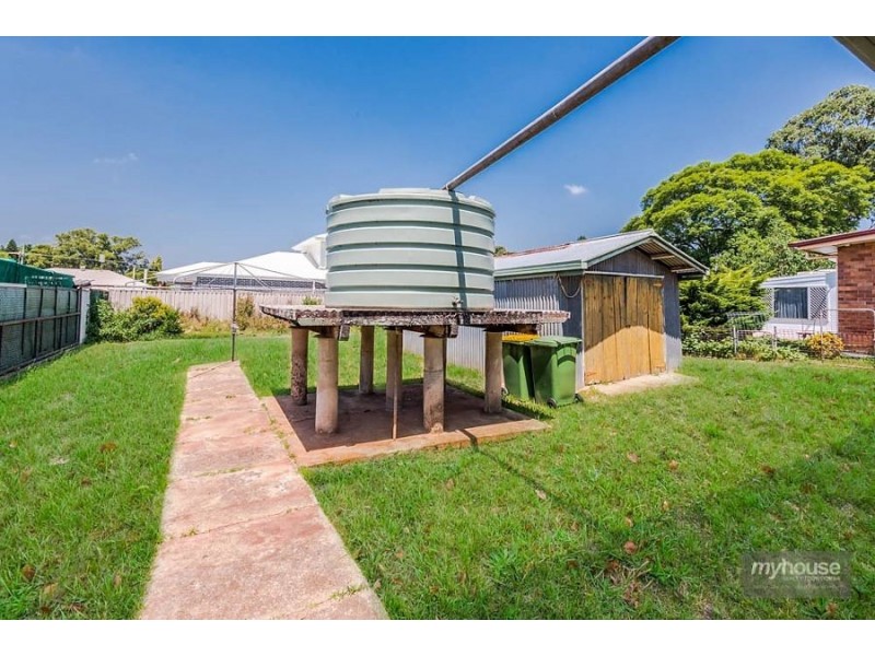 8 Ranfurley Street, Newtown QLD 4350