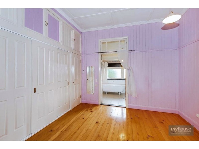 22 Prosser Street, Rockville QLD 4350