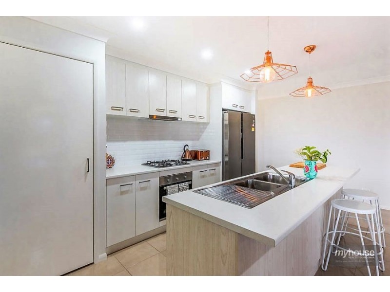 20 Esmeralda Street, Cambooya QLD 4358