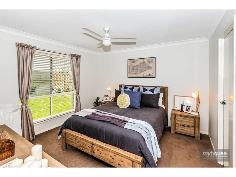 20 Esmeralda Street, Cambooya QLD 4358