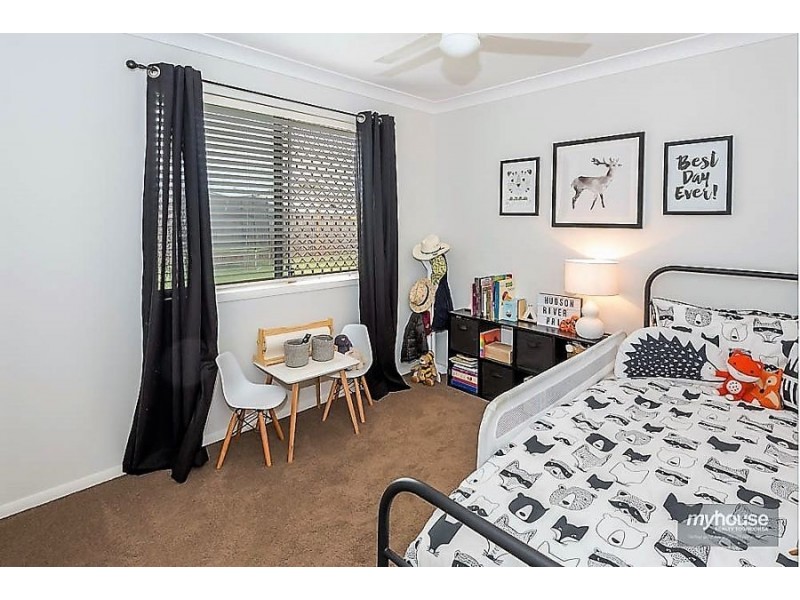 20 Esmeralda Street, Cambooya QLD 4358
