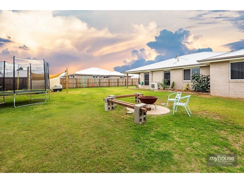 20 Esmeralda Street, Cambooya QLD 4358