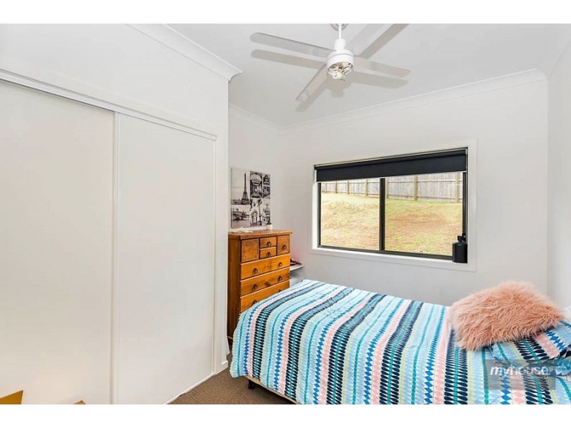 3 Madeleine Court, Glenvale QLD 4350