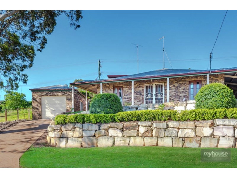 2 Weir Court, Harristown QLD 4350