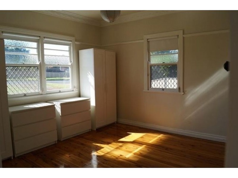 22 Ipswich Street, East Toowoomba QLD 4350
