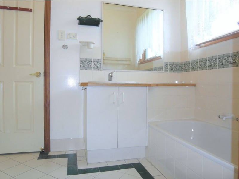 3 Giltrow Court, Darling Heights QLD 4350