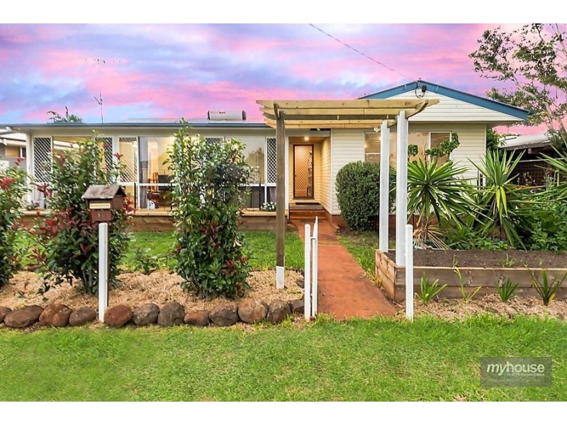 16 Fromalls Street, Harristown QLD 4350