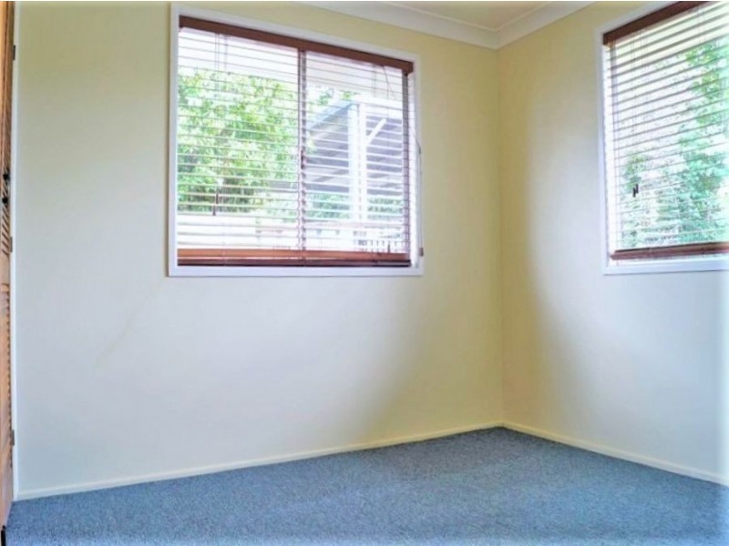 2 Simon Street, Rockville QLD 4350