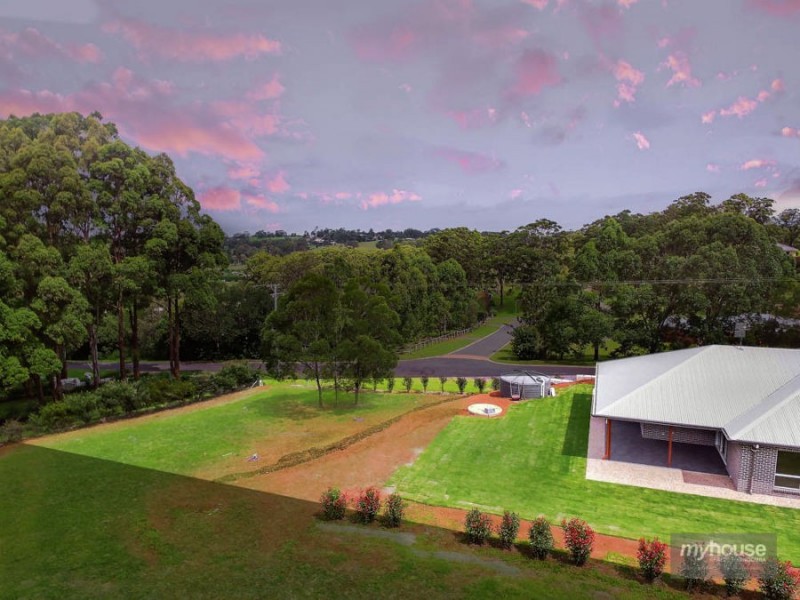 4 Grayne Court, Highfields QLD 4352