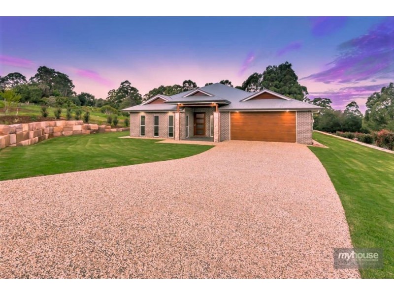 4 Grayne Court, Highfields QLD 4352