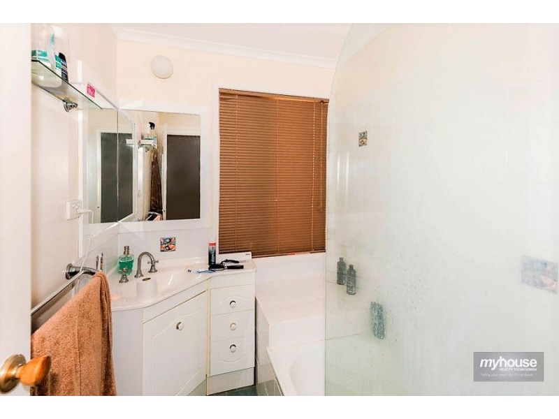 5 Orlando Court, Wilsonton Heights QLD 4350